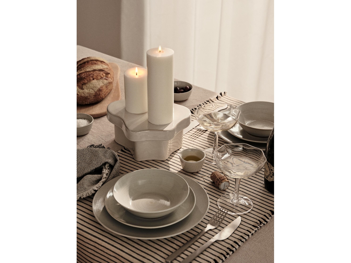 Elouise Table Runner